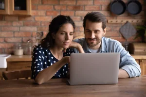 Acheter un logement à deux, acheter une maison en couple, acheter une maison avec son partenaire