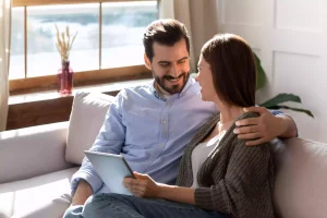 vivre ensemble, s'engager, échelle de compatibilité du couple, est-ce qu'on est prêt à vivre à deux,