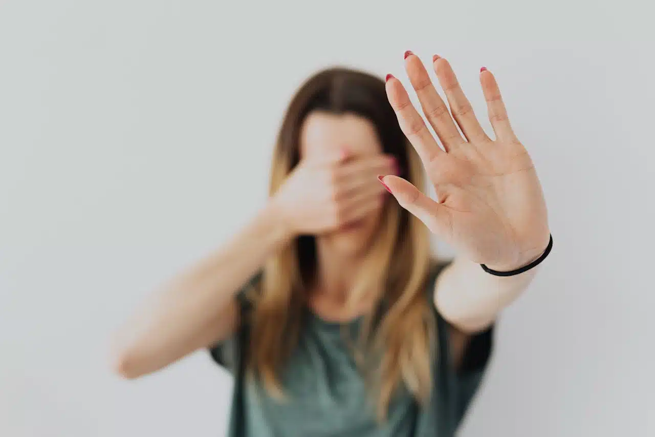 femme battue, femme abusée, violentomètre, violences au sein du couple, violence aux femmes,